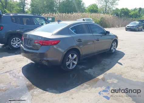 2013 Acura Ilx 2.0L z USA, uszkodzony, nr VIN 19VDE1F53DE006702